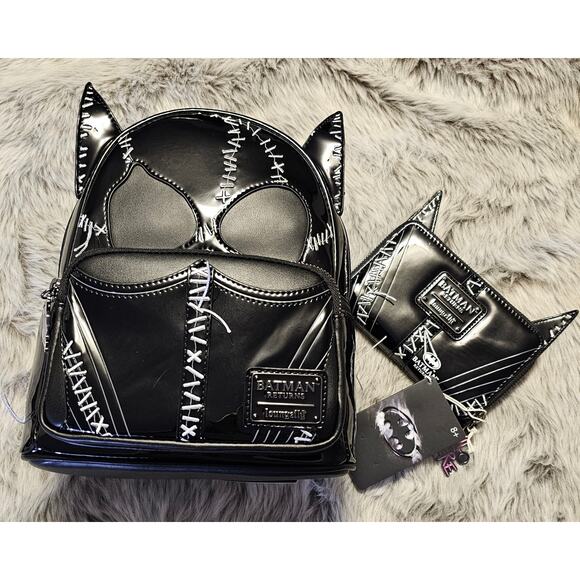 Loungefly Batman Catwoman Mini Backpack & Wallet - Exclusive Limited Edition NWT - Picture 5 of 7
